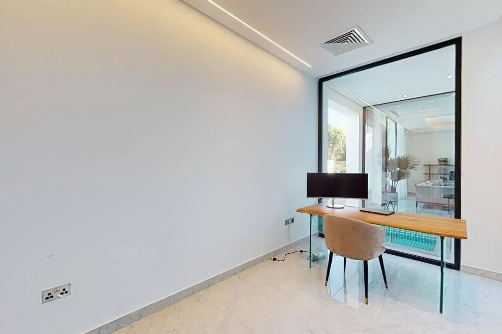 Luxurious 5 Bed Villa - Al Barari Dubai