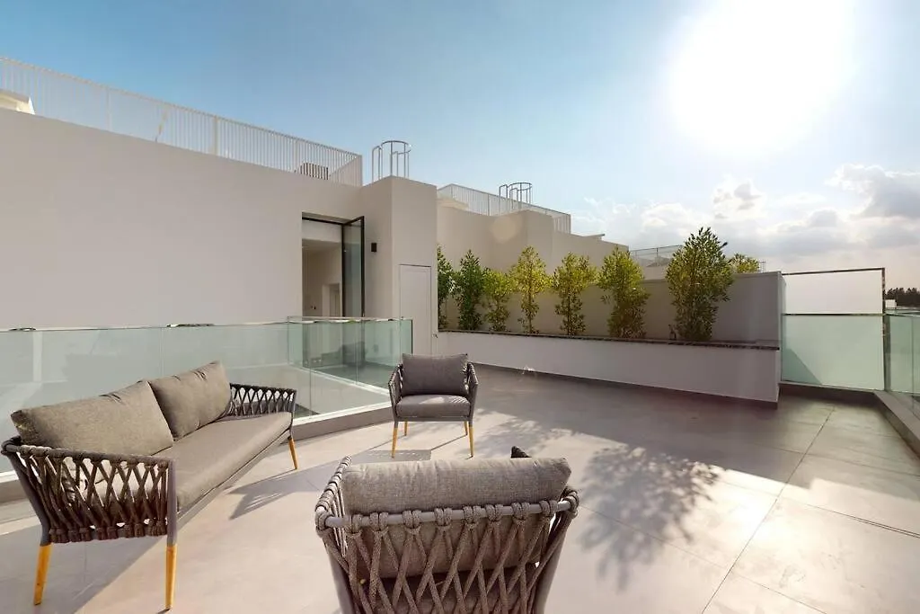 Luxurious 5 Bed Villa - Al Barari Dubai