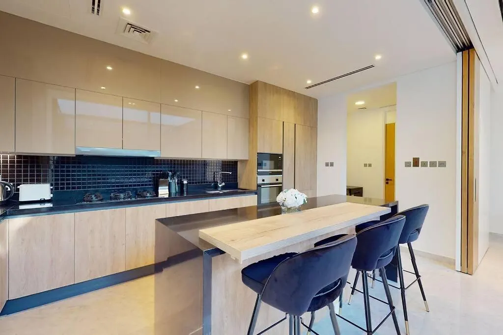 Luxurious 5 Bed Villa - Al Barari Dubai 0*,  United Arab Emirates