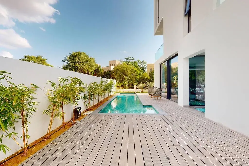 Luxurious 5 Bed Villa - Al Barari Dubai 0*,  United Arab Emirates